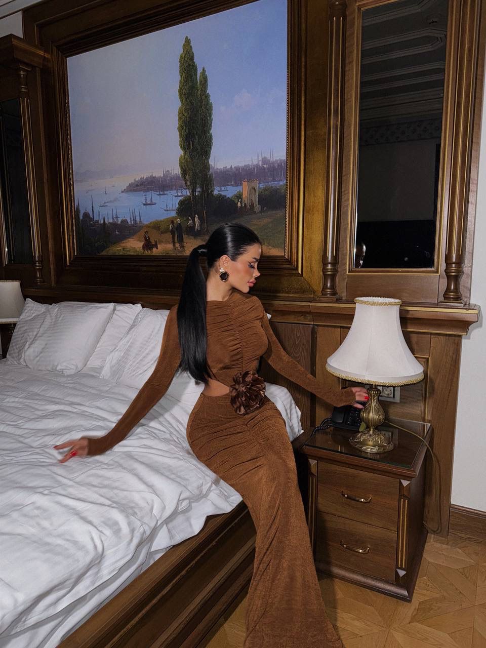 Zahra Mocha Robe